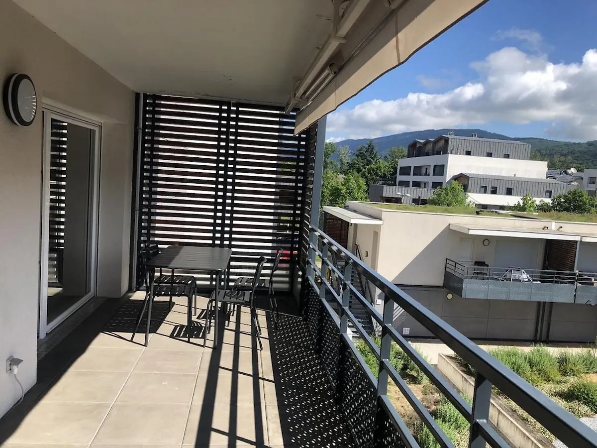 Appartement T2 46 M2 O'Lac Proche Du Lac 1 Chambre Parking Terrasse Appartamento Aix-les-Bains