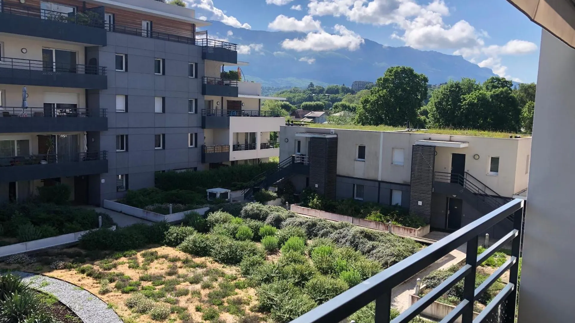 Appartement T2 46 M2 O'Lac Proche Du Lac 1 Chambre Parking Terrasse